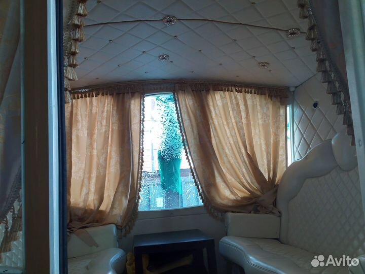 Лимузин Chrysler 300C 2005.г. целый или запчасти