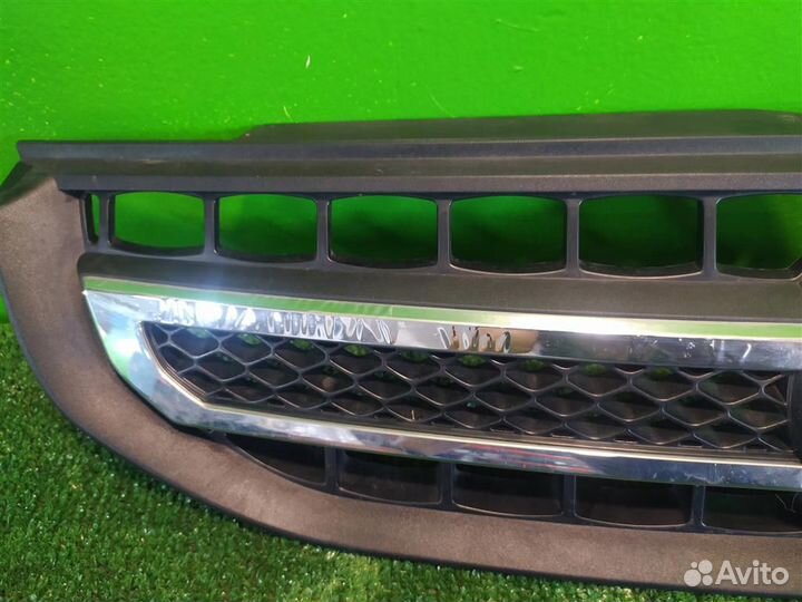 Решетка радиатора KIA Sportage 2 (KM) 2009