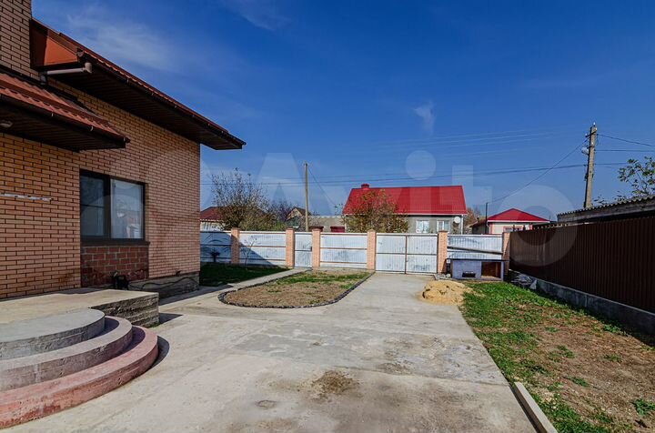 Дом 162,1 м² на участке 15 сот.