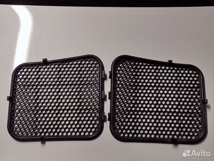 Дренажный водоток (жабо) Volvo s60 cross country