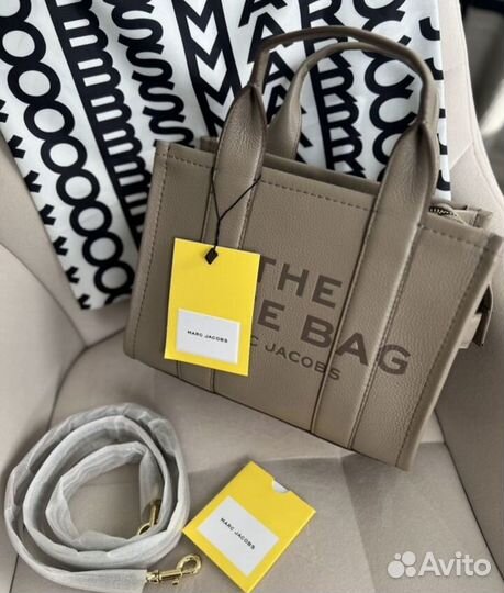 Сумка Marc Jacobs The Leather Tote Bag cement