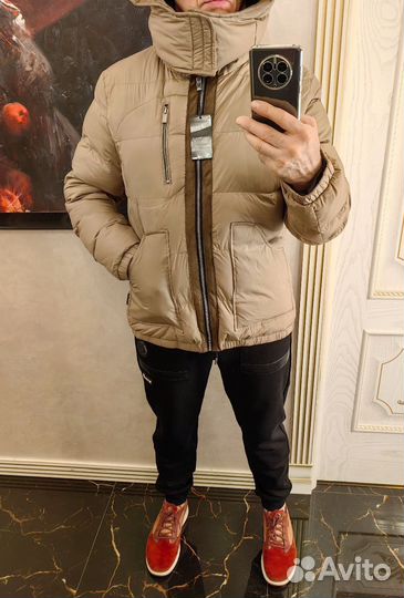 Armani пуховик куртка р46-48-50-52