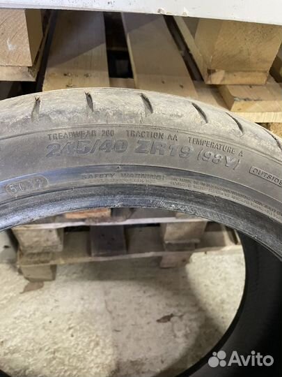 Kumho Ecsta PS91 245/40 R19 и 275/35 R19