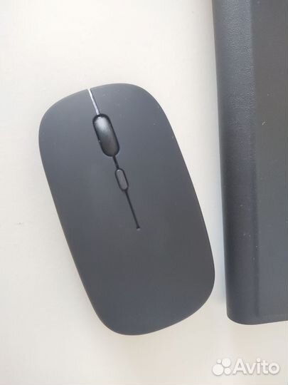 Чехол с клавиатурой и мышкой iPad 10.2