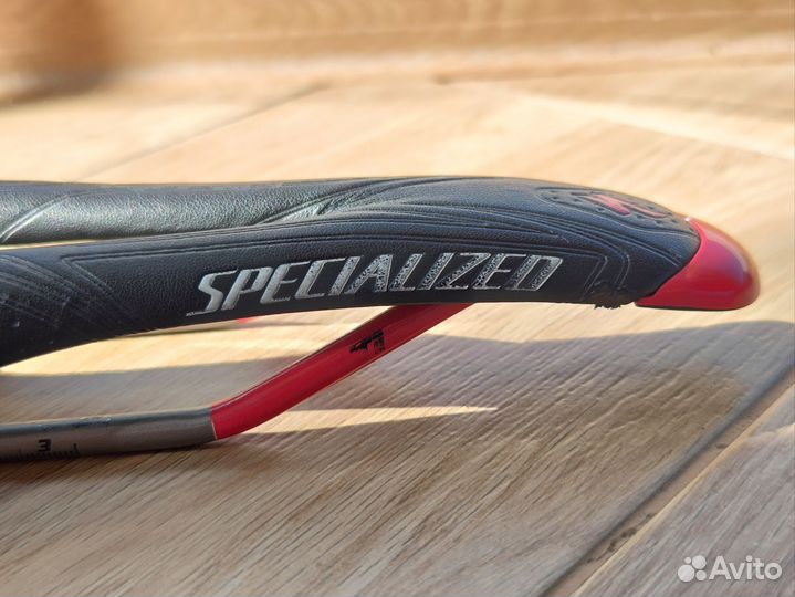Седло Specialized Toupe титан 130