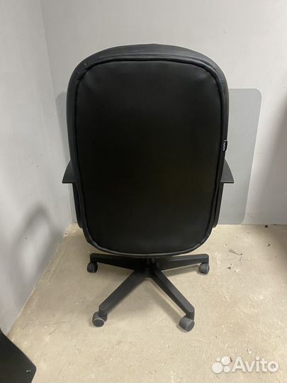 Компьютерное кресло