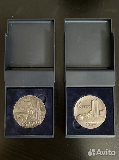 Настольные медали Газпром «10 лет»