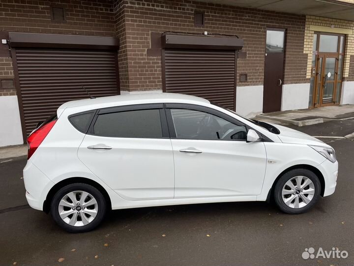 Hyundai Solaris 1.4 AT, 2014, 34 000 км