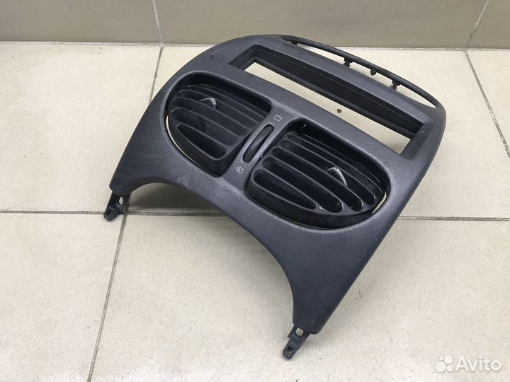 Накладка декоративная 206 1998-2012