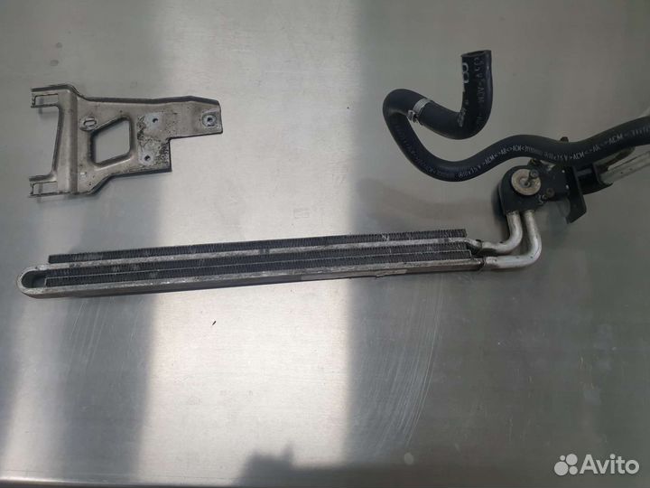 Радиатор охлаждения масла mercedes е-class w212