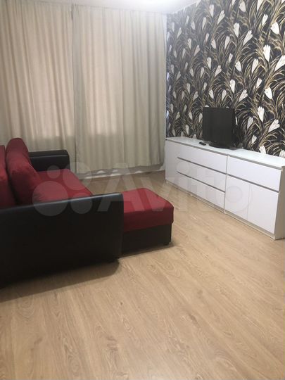 1-к. квартира, 42 м², 9/17 эт.