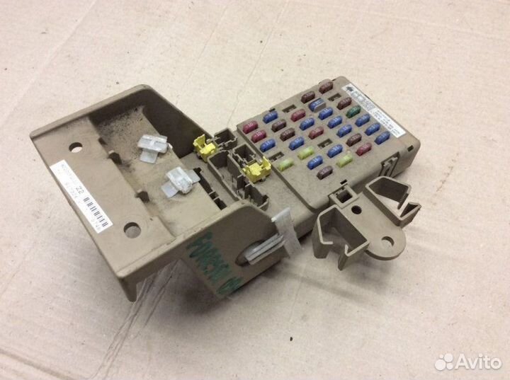 Блок предохранителей Subaru Forester S12 2008-2012