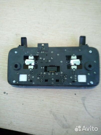 Плафон салонный Kia Rio 3 2011