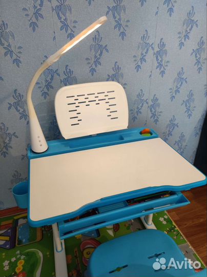 Растущая парта и стул