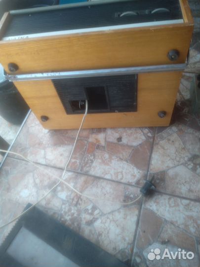 Катушечный магнитофон Elfa Daina 3-29, 1977