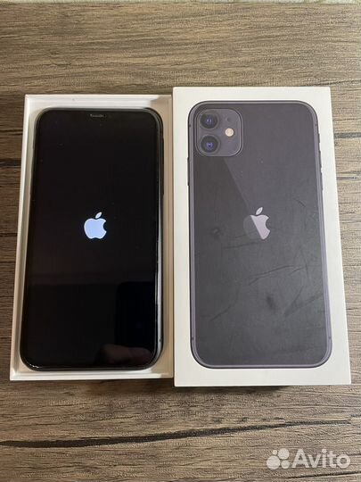 iPhone 11, 64 ГБ