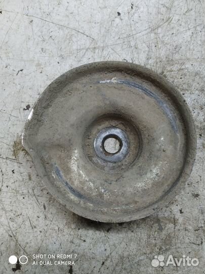 Чашка пружины передней левая Renault Logan 2