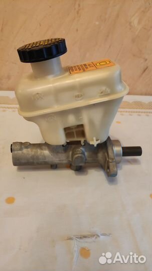 Главный тормозной цилиндр Ford Escape/Maverick