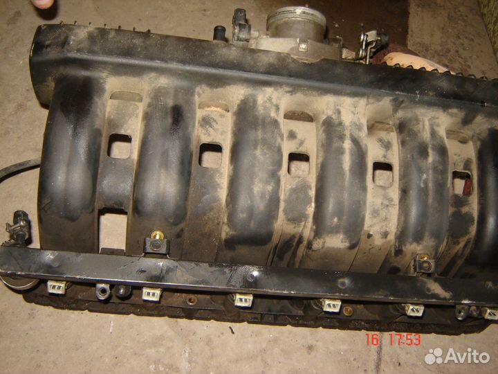 Впускной коллектор BMW 520 (M 50 vanos) e 34