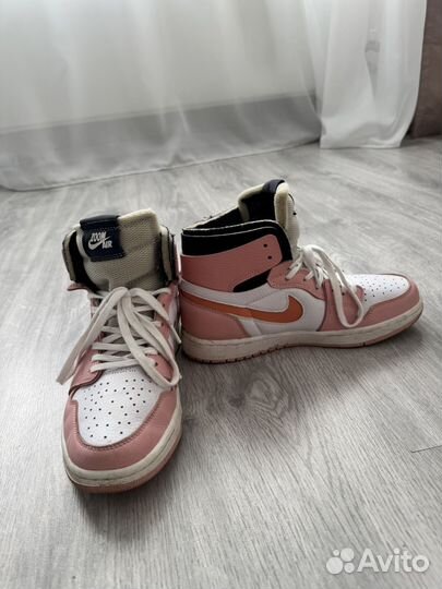 Кросы женские