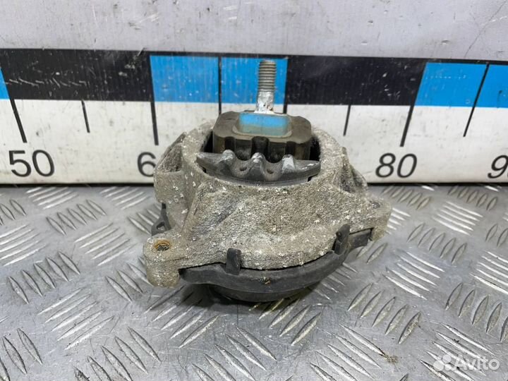 Б/У Опора двигателя правая#001