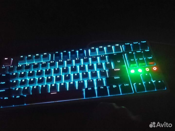 Игровая механическая клавиатура