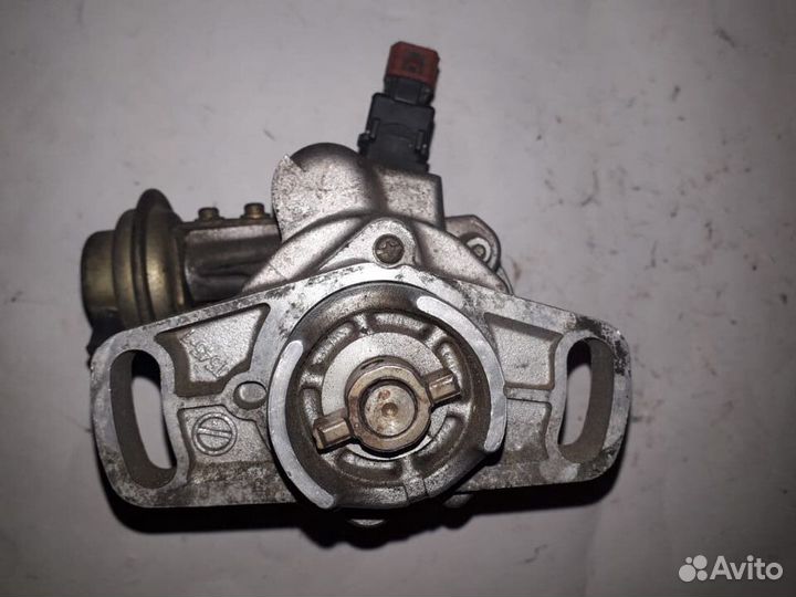 Трамблер Mitsubishi Lancer T6T87971