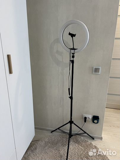 Кольцевая лампа 33 см