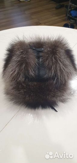 Мужская шапка из енота