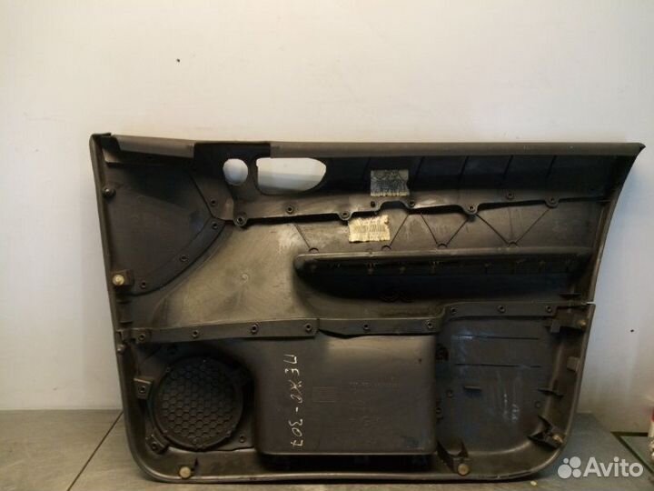 Обшивка двери передняя левая Peugeot 307 3A/C NFU