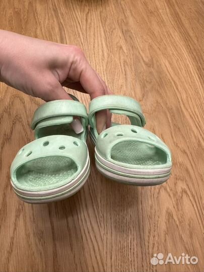 Сандалии crocs c6