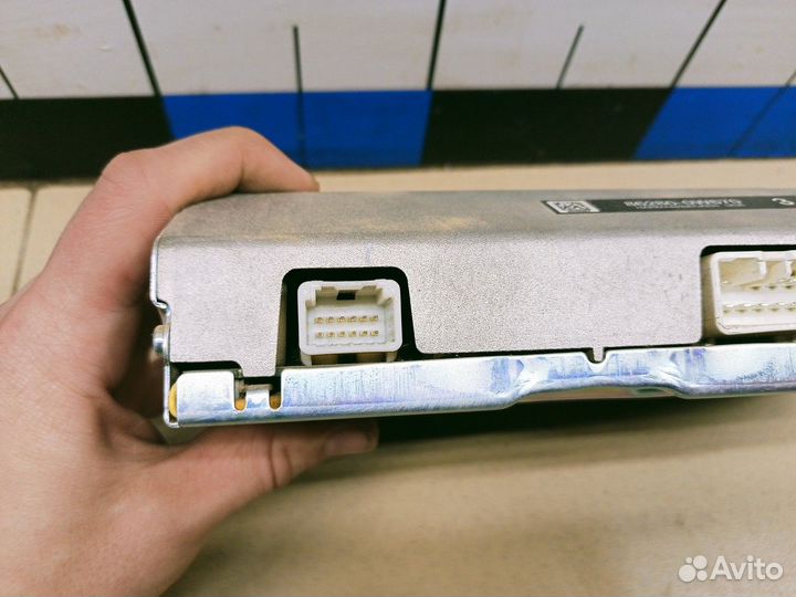 Усилитель акустической системы Land Cruiser (150)