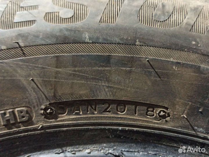 Bridgestone Blizzak WS-80 215/65 R16 98H