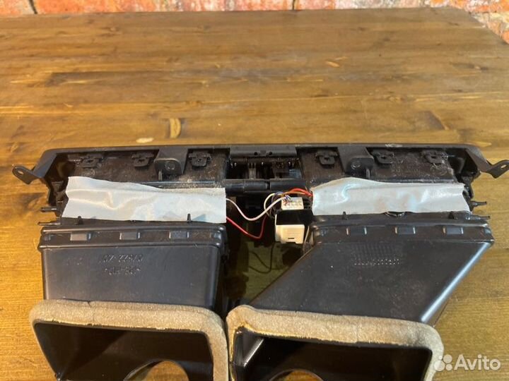 Дефлектор воздушный Bmw 5 F10 N55B30 2011