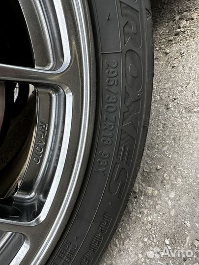 Toyo Proxes R888R 265/35 R18 и 295/30 R18