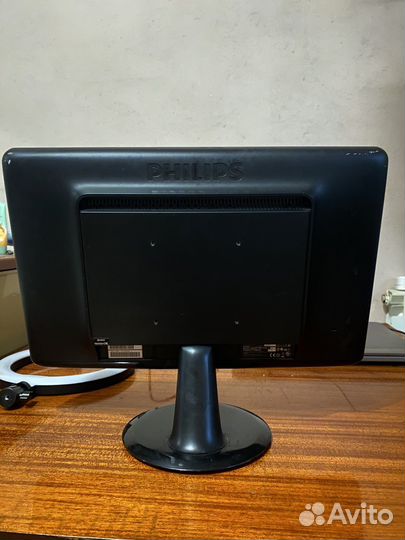 Монитор Philips