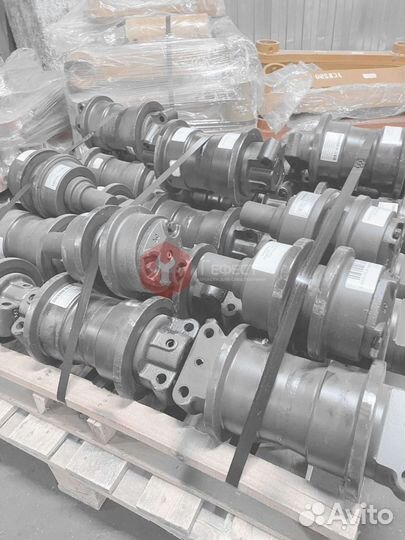 Каток поддерживающий John Deere ZX330 FT3724