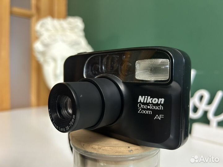 Пленочный фотоаппарат Nikon One Touch Zoom AF