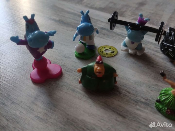 Игрушки kinder surprise