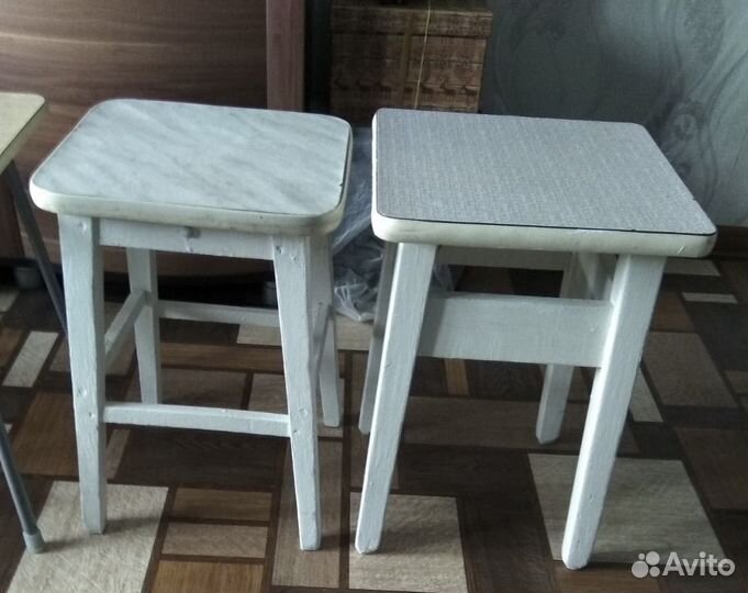 Табуретки кухонные