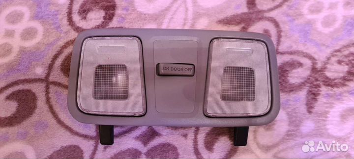 Плафон освещения салона Hyundai Solaris 1