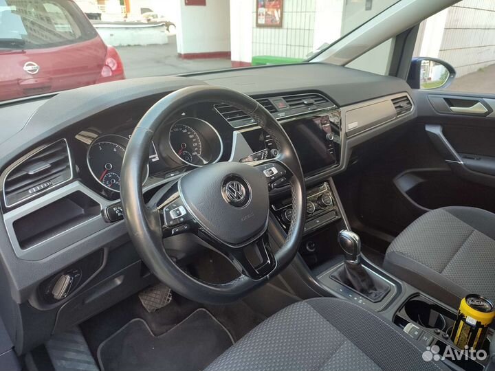 Volkswagen Touran 1.6 AMT, 2019, 238 000 км