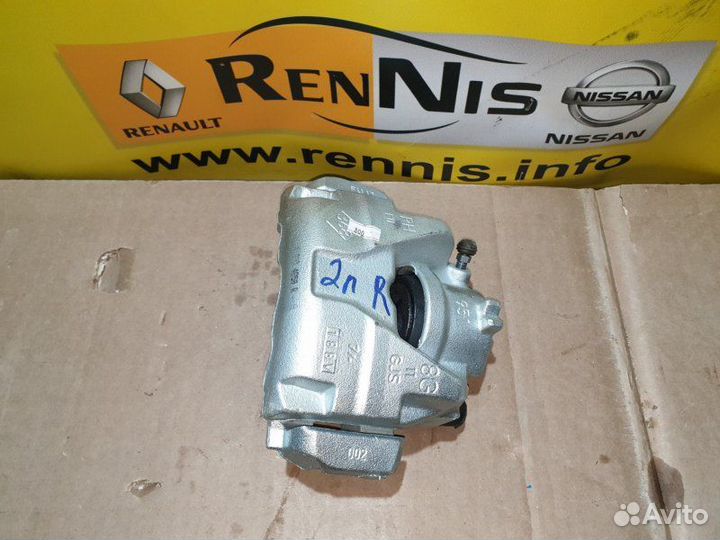 Тормозной суппорт передний правый Nissan Terrano