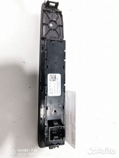 Кнопка антипробуксовочной системы BMW 4