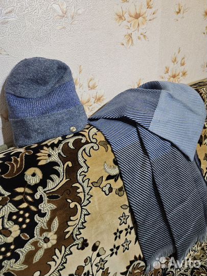 Шапка женская и шарф