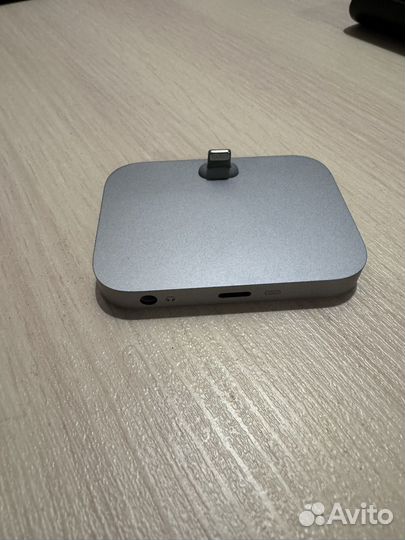 Док станция для iPhone