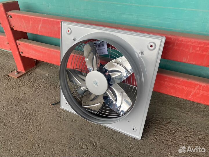 Вентилятор промышленный осевой