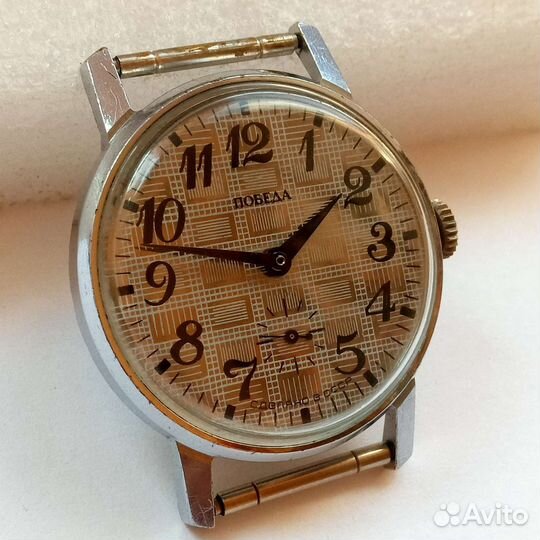 Часы СССР наручные механические Зим