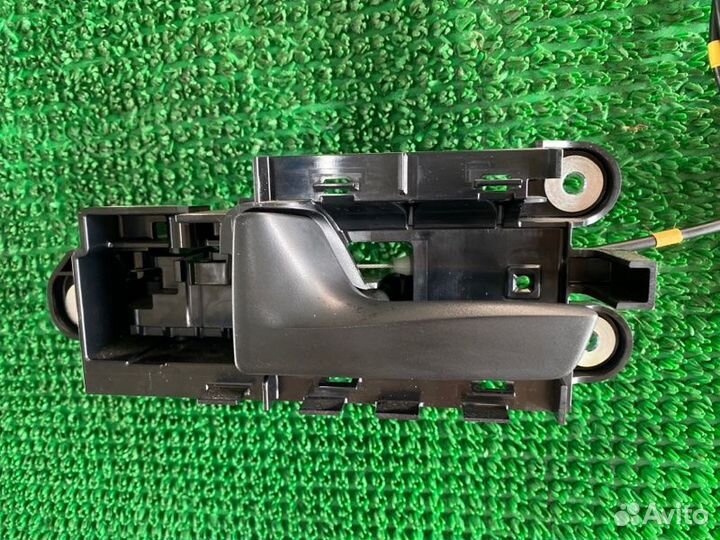 Ручка откидывания сиденья лев. зад. Lexus Rx350, R