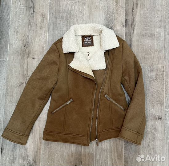 Куртка Reserved для девочки 146